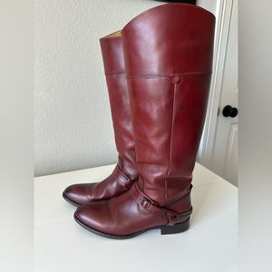 Frye Women’s riding boots, red color size 10